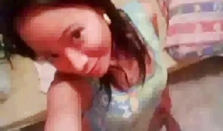 دو دانلود فیلم خارجی 2018 سکسی نفر از دختران در درمان با کلیک در دهان